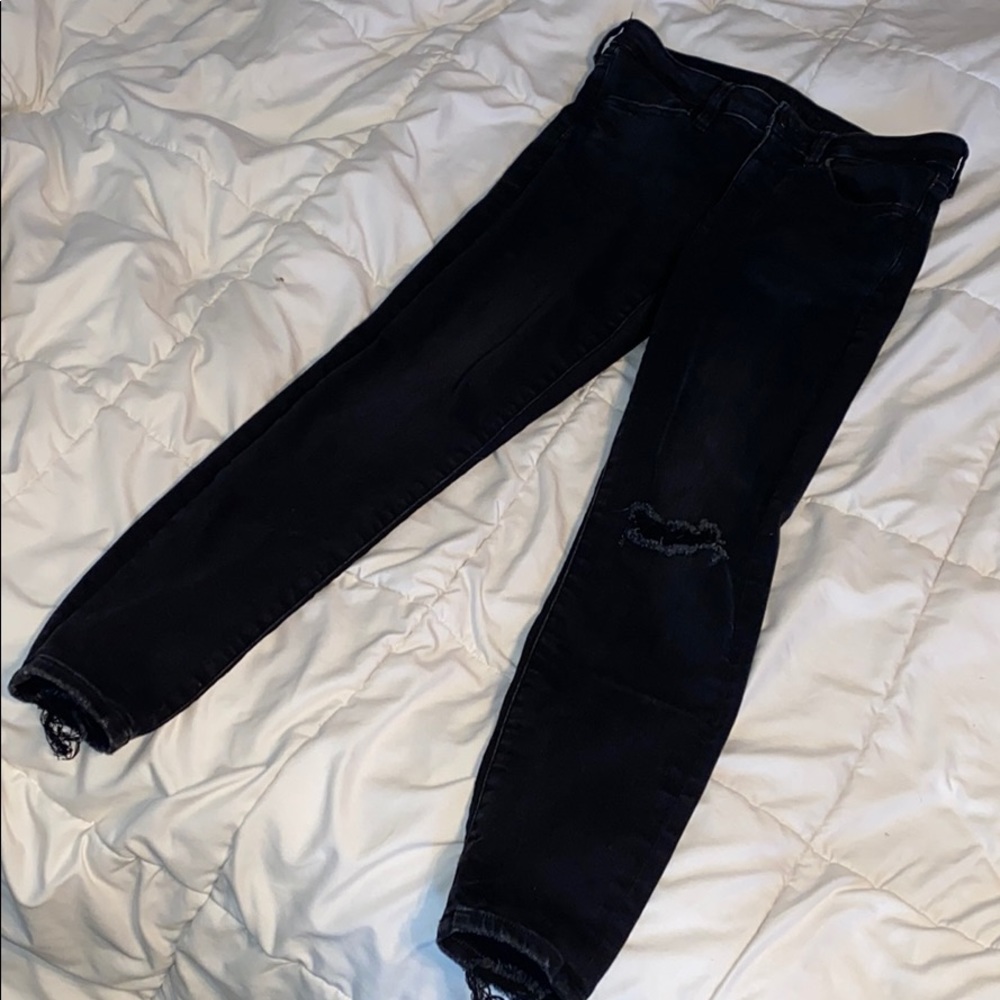 American eagle black demin skinny jeans